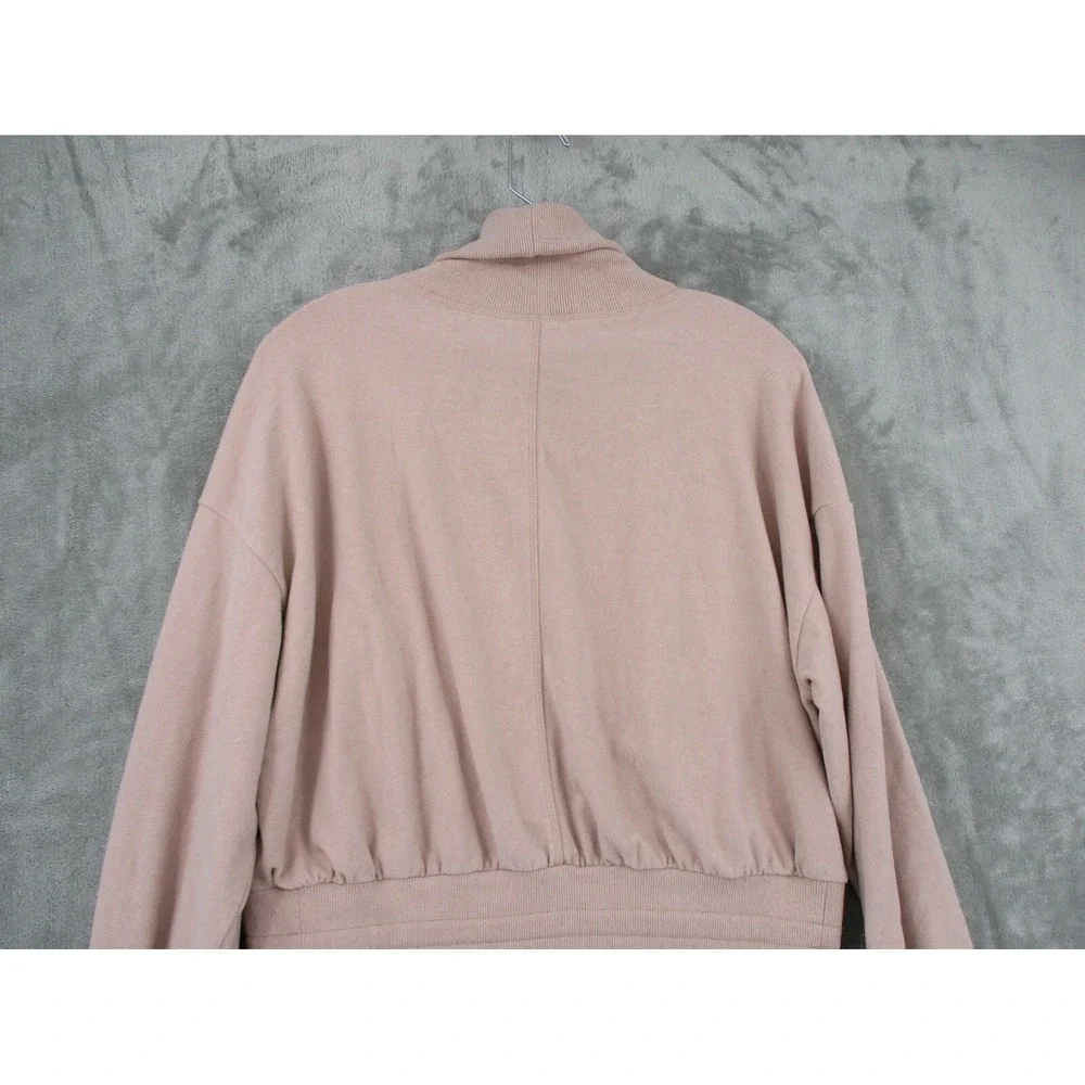 Sweaty Betty pullover cowl